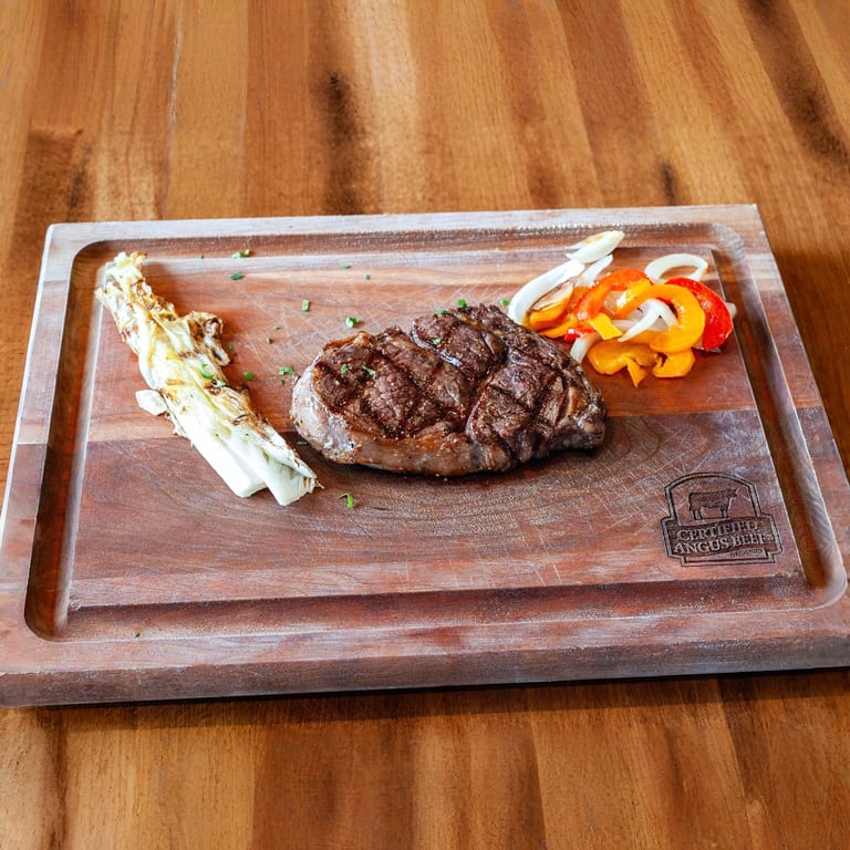 Savor Our Lunch Offerings